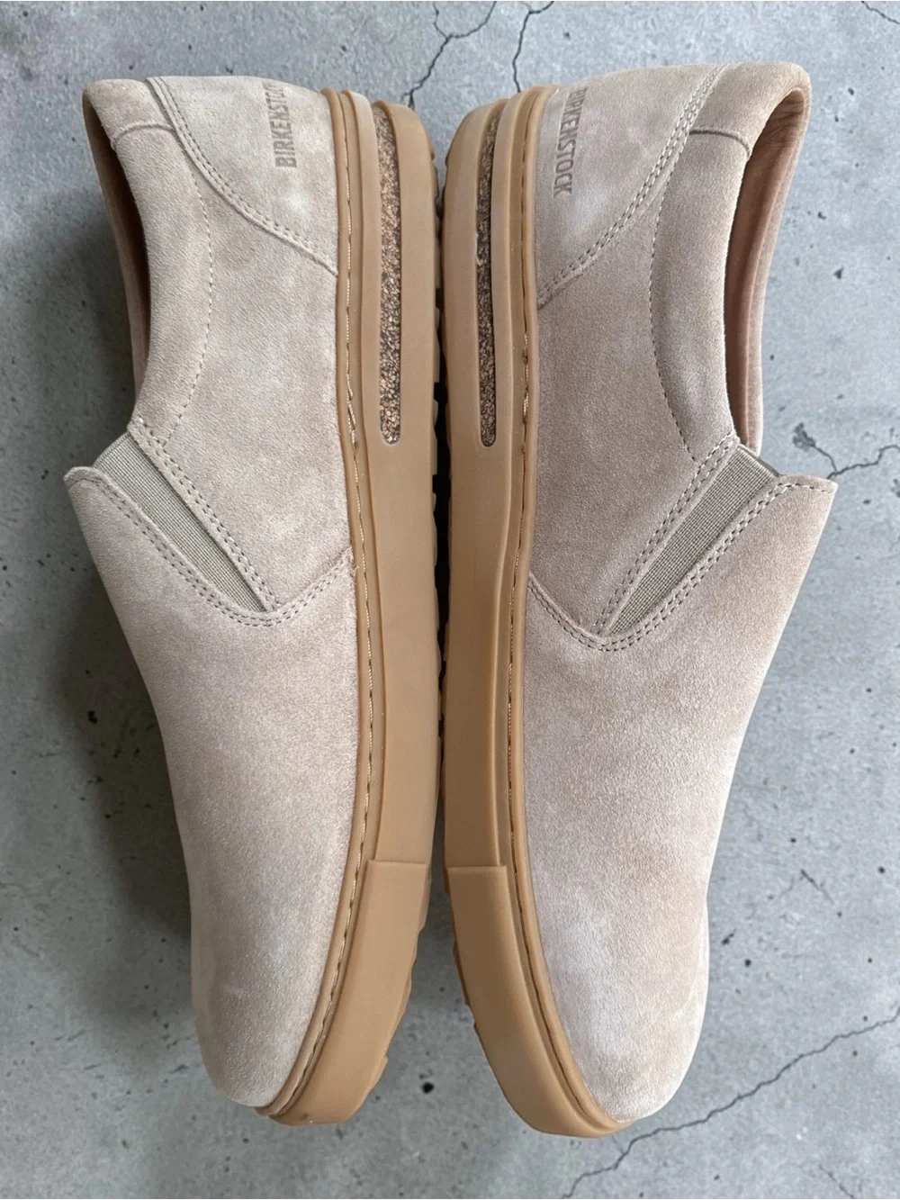 Birkenstock Oswego Men’s Slip-On Sandcastle Suede Loafers in Light Beige NWT